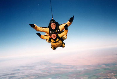 Venna Skydives with Sgt. Mark Keeling